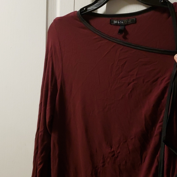 Lightweight cover-up sweater with ties - Picture 2 of 6